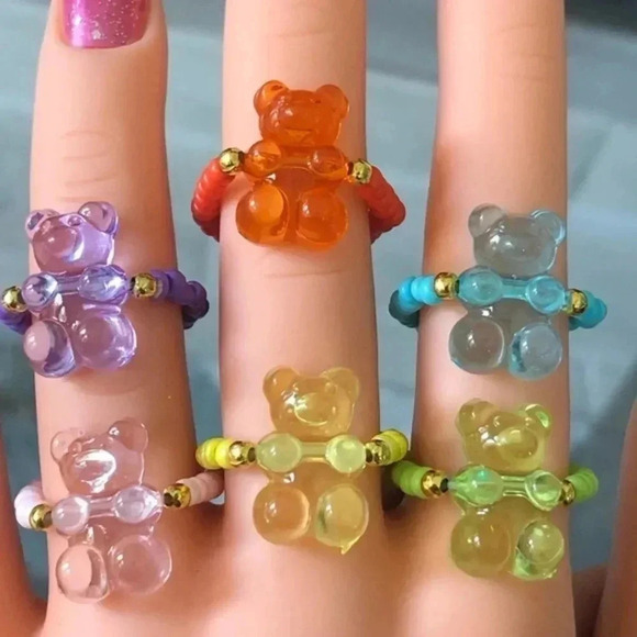 6 Pack Gummy Bear Rainbow Stretch Seed Bead Rings NWT - Picture 2 of 4